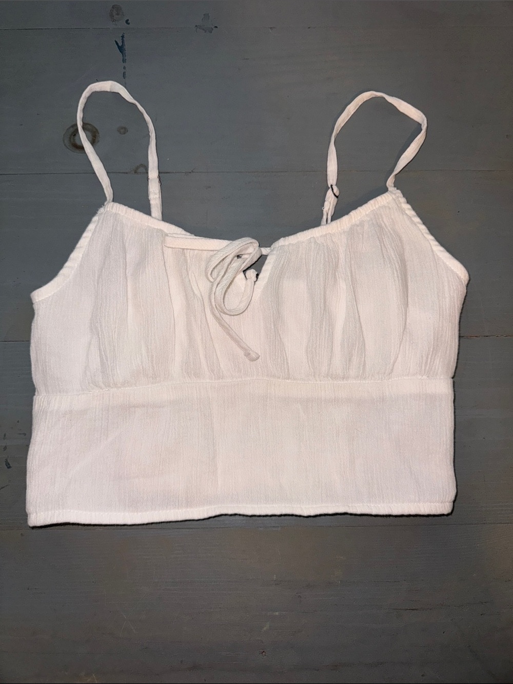 Hollister White Tie-Front Cropped Cami